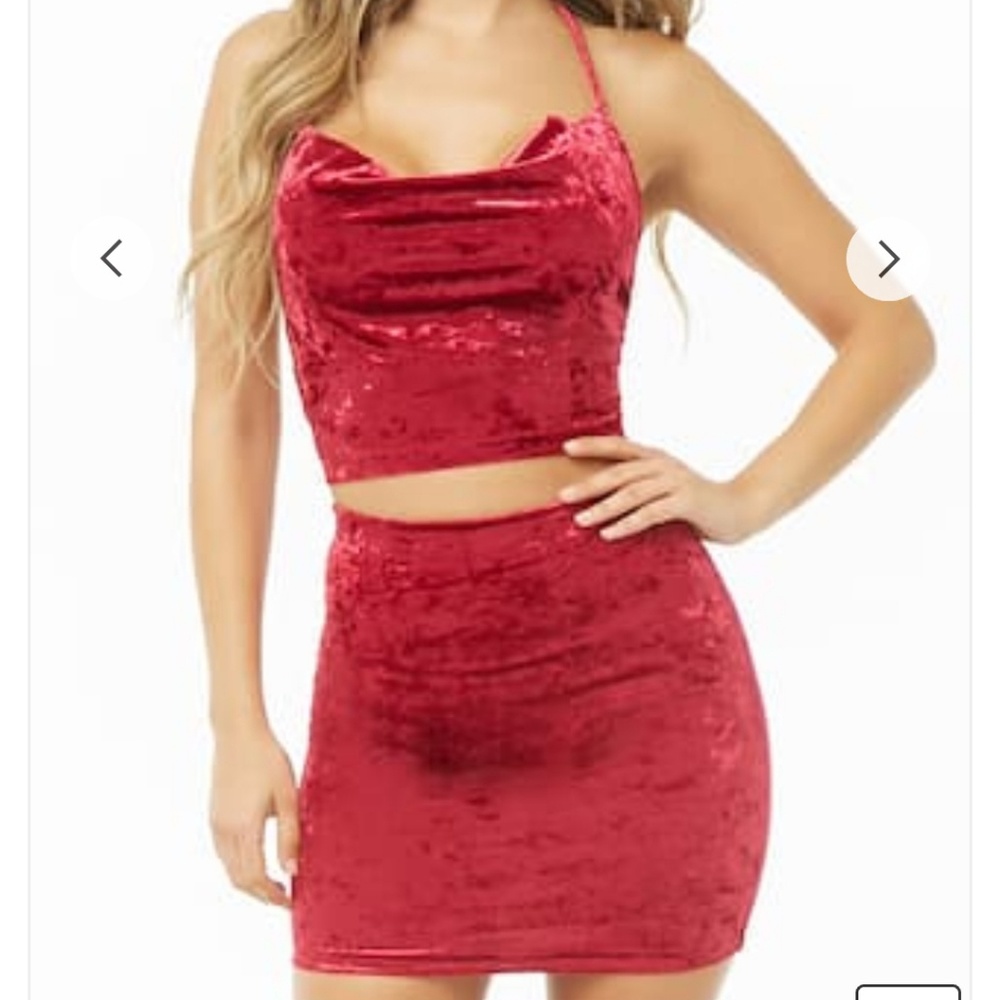Set-Red Crushed Velvet Halter Top/Zip Skirt